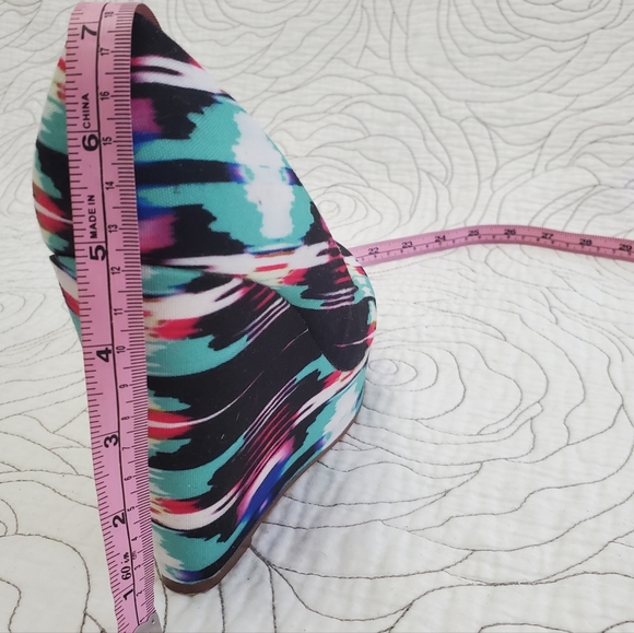 Le Chateau Multi Coloured Retro Wedge Heels - Picture 5 of 7